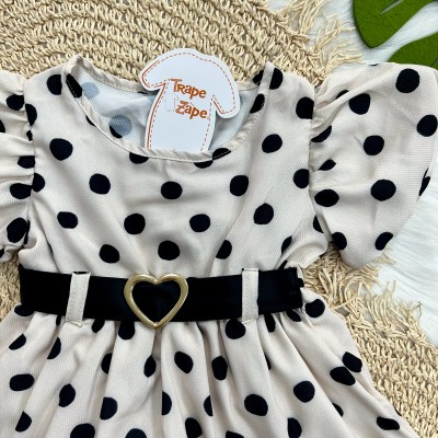 Vestido Poá com Cinto de Coração Areia e Preto